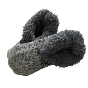 Kids Gray Cozy Slippers Size S/M